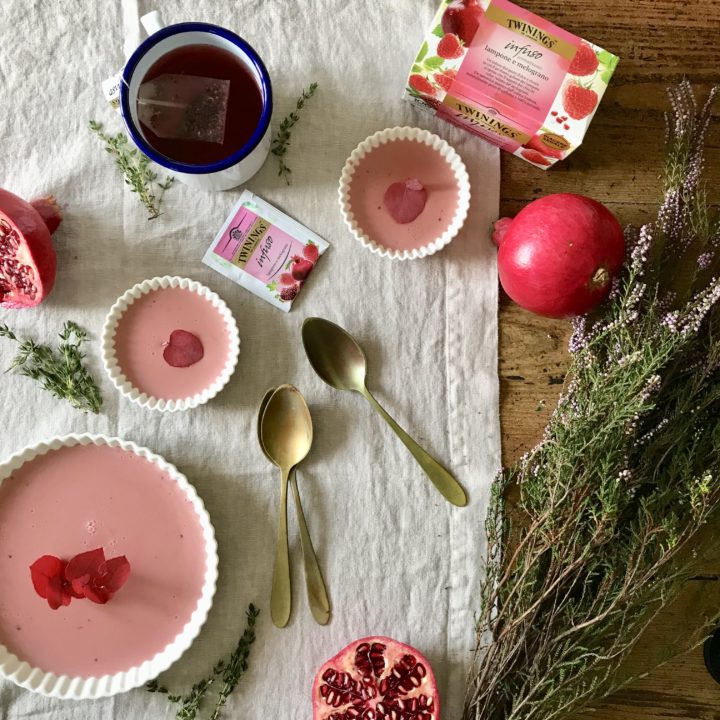 Rosa, un infuso al lampone e melograno